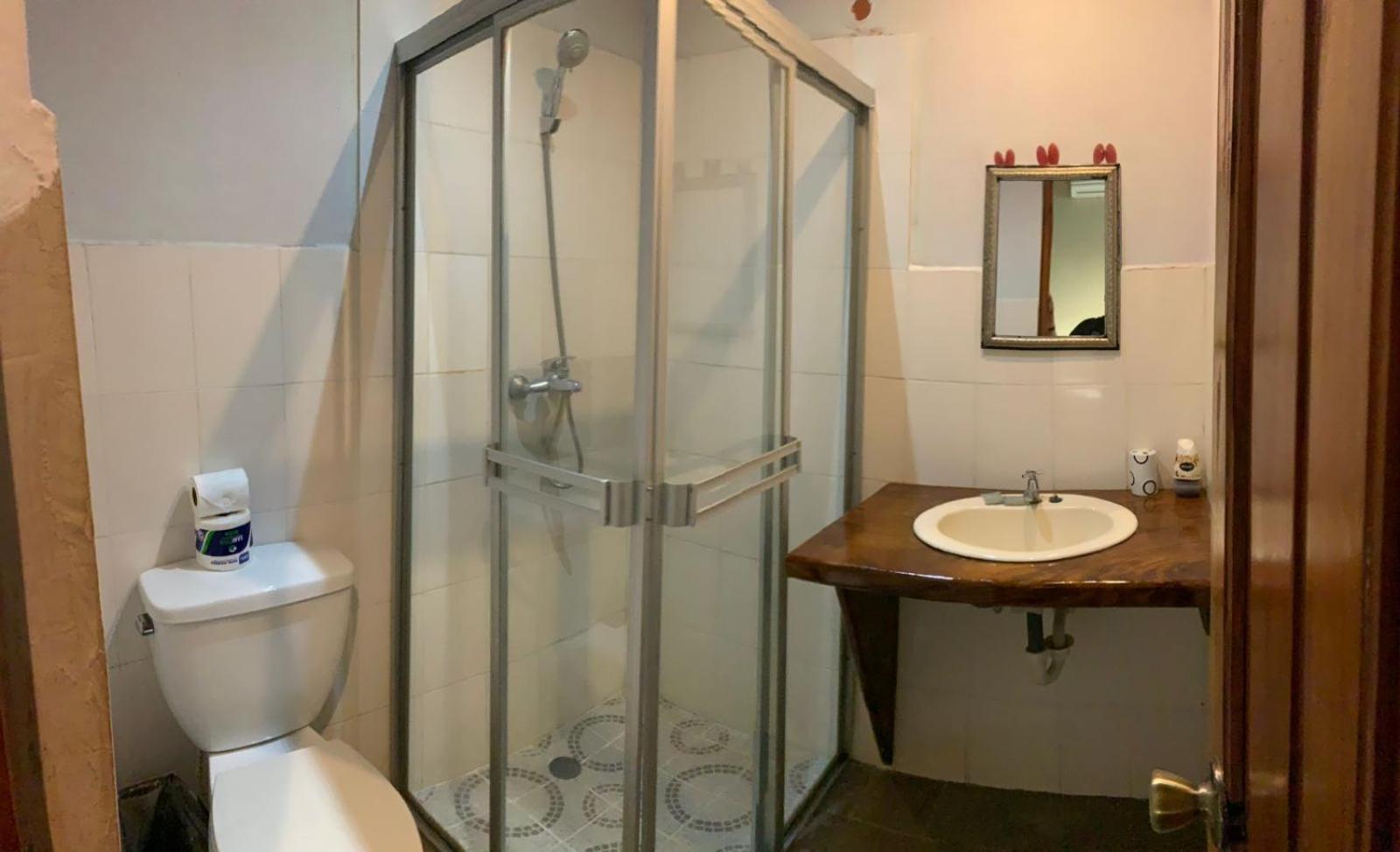 קמבוטל Hotel Kambutaleko חדר תמונה
