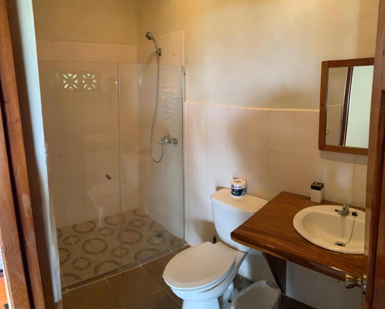 קמבוטל Hotel Kambutaleko מראה חיצוני תמונה